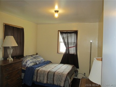 A 2 bedroom, 1 bath home on a double lot in a Lake of the Ozarks - photo 8