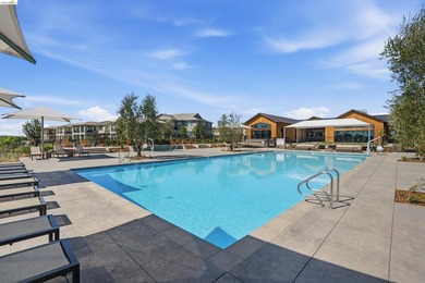 NEW PRICE! Located in the sought-after One Lake community, 2404 - photo 31