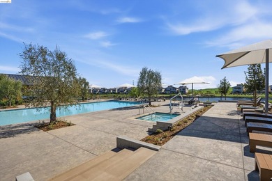 NEW PRICE! Located in the sought-after One Lake community, 2404 - photo 35