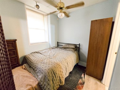 Prime Location, Conveniently located lobby. Alcove studio with - photo 5