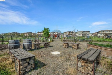 NEW PRICE! Located in the sought-after One Lake community, 2404 - photo 38