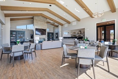 NEW PRICE! Located in the sought-after One Lake community, 2404 - photo 45