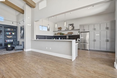 NEW PRICE! Located in the sought-after One Lake community, 2404 - photo 48