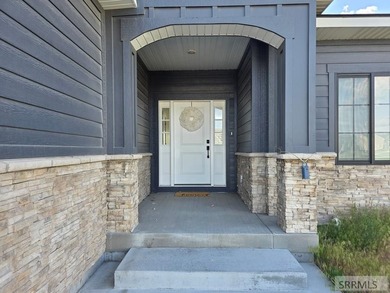 Enjoy the space and quiet of Pinebrook Estates while staying - photo 8
