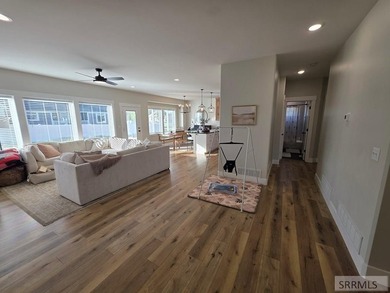 Enjoy the space and quiet of Pinebrook Estates while staying - photo 10