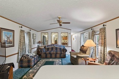 Inviting, private retreat in the Town of Rome - perfect as a - photo 17