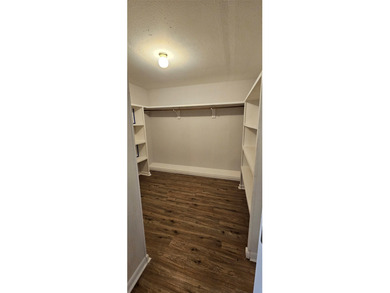 This 3 story, 4152sf, 4bed, 4bath home sits on 3 lots totaling 3 - photo 19