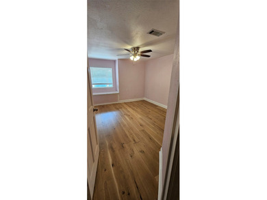 This 3 story, 4152sf, 4bed, 4bath home sits on 3 lots totaling 3 - photo 20
