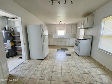 Opportunity awaits with this 2 story property located just - photo 4