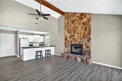 123 Barba Le Lane #3A in Lake Ozark at Robinwood Condos offers a - photo 6