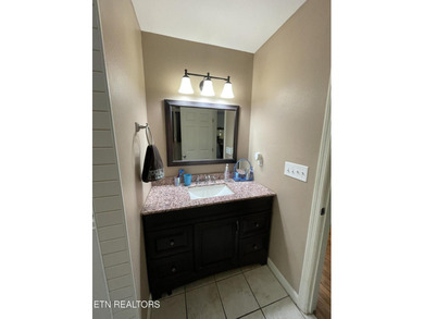 Welcome to this stunning one level 1468sf home, with a country - photo 21