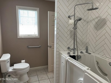 Welcome to this stunning one level 1468sf home, with a country - photo 22