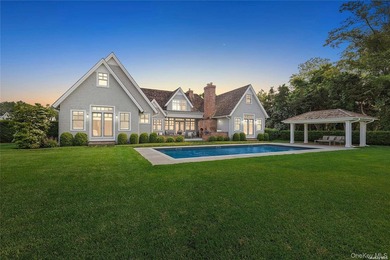 Quiet luxury meets Hamptons ease at 2 Emma's Path. Set on 0.68 - photo 23