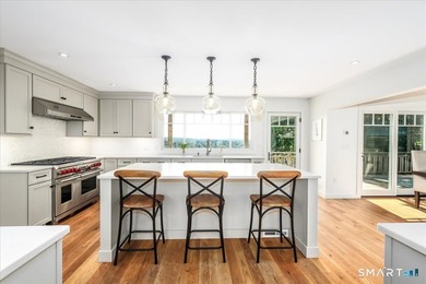 RARE, SUN-DRENCHED LAKE-VIEW retreat on private .72 acre - photo 8