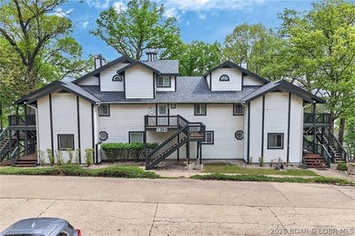 Experience the perfect blend of accessibility & quiet lakeside - photo 2