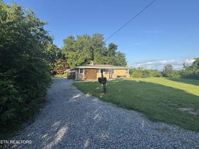 FIBER INTERNET AVAILABLE! LOCATION! 15 Minutes to Morristown; 30 - Lake Home For Sale in Mohawk, Tennessee