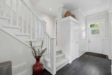 Welcome to Elgin Oaks, where timeless design meets exceptional - photo 12