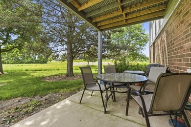 Enjoy easy main-floor living with beautiful golf course views - photo 21