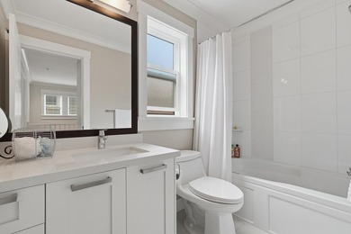 Welcome to Elgin Oaks, where timeless design meets exceptional - photo 25