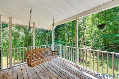 Escape to your own private retreat in the heart of Victoria, VA! - photo 27