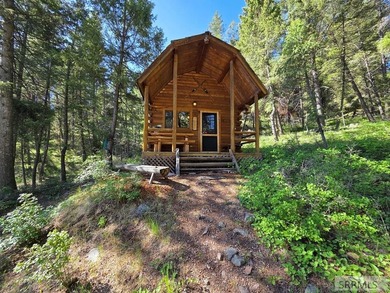 Perched above Williams Lake just outside Salmon, ID, this fully - photo 2