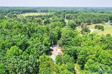 Escape to your own private retreat in the heart of Victoria, VA! - photo 34