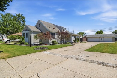 Welcome to 55 Toelsin Road - a home with the kind of extras - photo 5