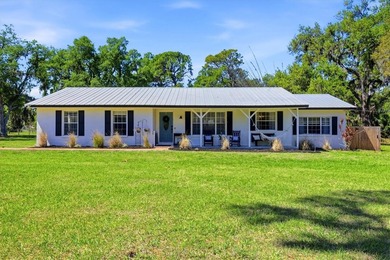 Under contract-accepting backup offers. NO HOA, NO CDD, AND - photo 3