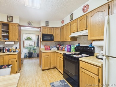 Enjoy the privacy of 31.78 mostly fenced acres just off P Road - photo 18