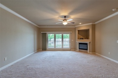 Experience low-maintenance lake living in this well-maintained - photo 7