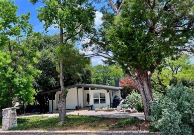 Lake Granbury Home For Sale in De Cordova Texas