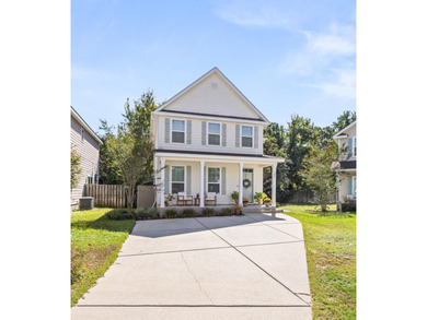 ***Home Sweet Home***This 3BR/2.5BA home has been lovingly - photo 3