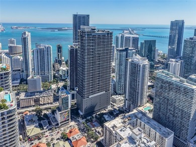 Welcome to Brickell Flatiron PH#5408 residence a 3bed/3.bath - photo 17