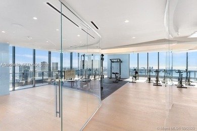 Welcome to Brickell Flatiron PH#5408 residence a 3bed/3.bath - photo 23