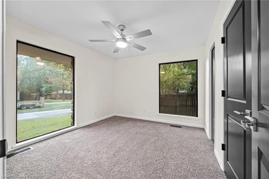 Motivated Seller, Bring Offers!! Priced below appraisal value!! - photo 32