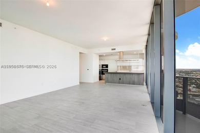 Welcome to Brickell Flatiron PH#5408 residence a 3bed/3.bath - photo 33