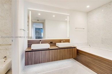 Welcome to Brickell Flatiron PH#5408 residence a 3bed/3.bath - photo 34