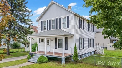 Lake Michigan - Delta County Home Active Under Contract in Escanaba Michigan