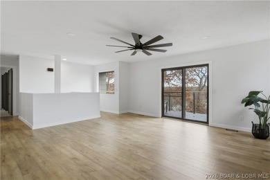Newley Renovated Throughout!!!! Welcome to this stunning 4 - photo 7