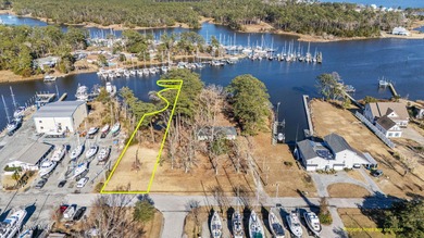 Neuse River Lot For Sale in Oriental North Carolina