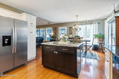 Golf Course Living at Its Finest in North Shore Country Club! - photo 9