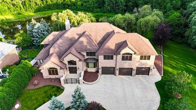 Custom-built and truly one of a kind, this extraordinary 9,000 - photo 3