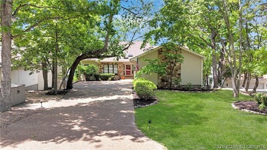 Welcome to 55 Point Hickory Ct. in beautiful Four Seasons, MO! - photo 6