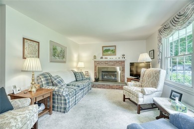 When you enter this house you feel the many years of love! Very - photo 11