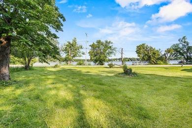 Set along the shores of Tichigan Lake and the Fox River - photo 16