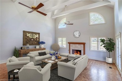 Timeless estate on nearly 5 acres in the gated Wyndermere - photo 17