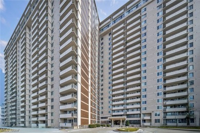 Lake Erie - Cuyahoga County Condo For Sale in Lakewood Ohio