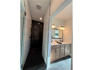 Brand-new construction in the highly sought-after Old Kinderhook - photo 10