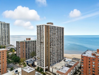 Lake Condo For Sale in Chicago, Illinois