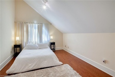 Timeless estate on nearly 5 acres in the gated Wyndermere - photo 39